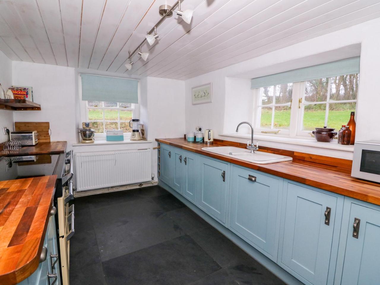 Llangunllo Llwyncadfor Farmヴィラ エクステリア 写真